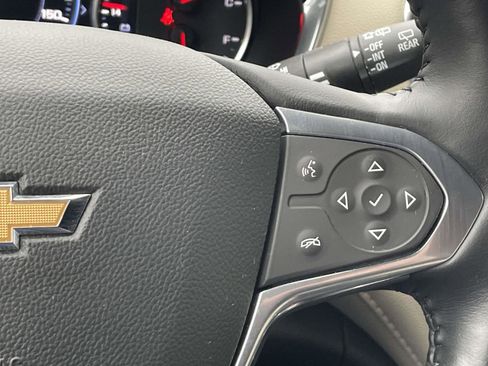 Certified 2022 Chevrolet Traverse Premier w/ LPO, Floor Liner Package AWD/4WD image 41