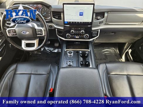 Certified 2024 Ford Expedition XLT AWD/4WD image 17