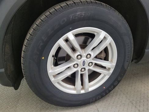 Used 2020 Ford Explorer XLT w/ Equipment Group 202A image 31