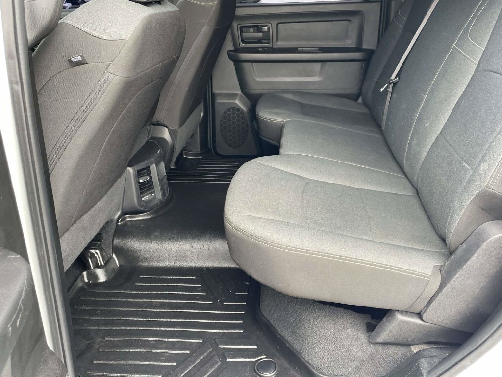 Used 2022 RAM 3500 Tradesman AWD/4WD image 12
