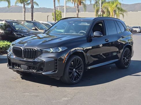 Used 2024 BMW X5 xDrive40i w/ M Sport Package AWD/4WD image 5
