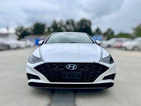 Used 2020 Hyundai Sonata Limited FWD image 2
