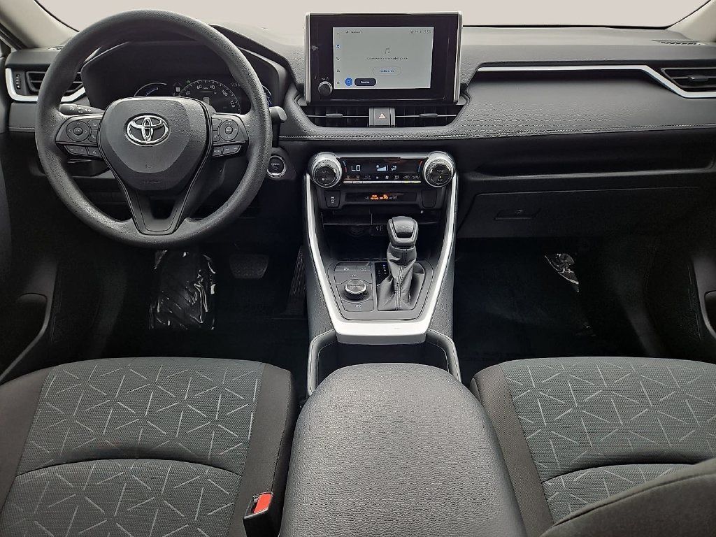 Used 2025 Toyota RAV4 XLE w/ Convenience Package AWD/4WD image 15