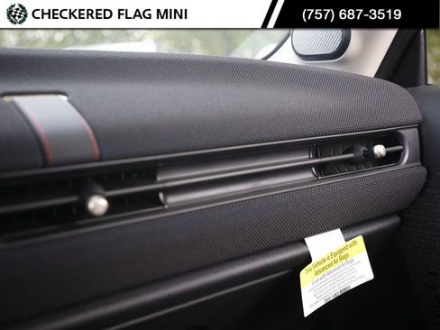 Used 2025 MINI Cooper S image 33