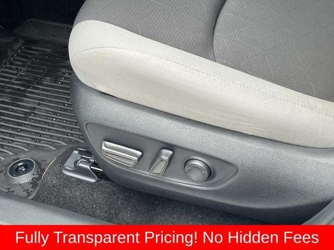 Used 2025 Toyota RAV4 XLE w/ Convenience Package AWD/4WD image 28