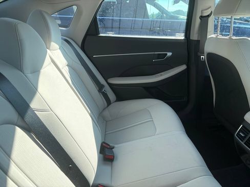 Used 2021 Hyundai Sonata Blue FWD image 10