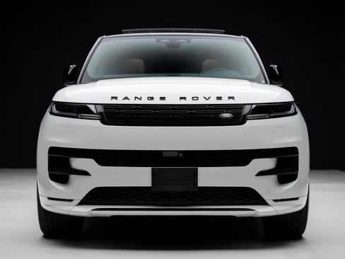 Used 2024 Land Rover Range Rover Sport Dynamic SE AWD/4WD image 8