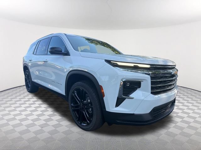 New 2027 Chevrolet Traverse LT w/ Driver Confidence Package FWD image 3