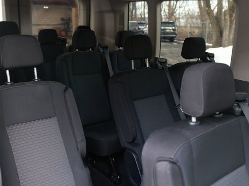 Used 2022 Ford Transit 350 XLT image 22