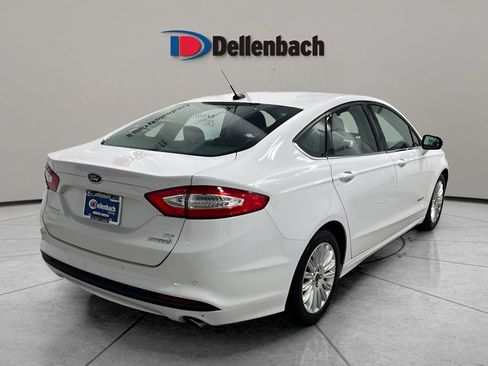 Used 2015 Ford Fusion SE FWD image 5