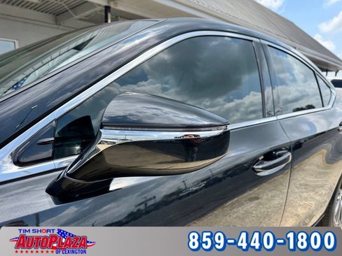 Used 2022 Lexus ES 350 w/ Premium Package FWD image 16