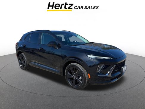 Used 2024 Buick Envision Sport Touring image 1