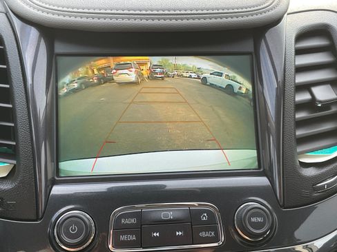 Used 2018 Chevrolet Impala Premier FWD image 19