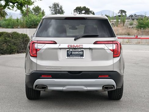 Used 2022 GMC Acadia SLE FWD image 6