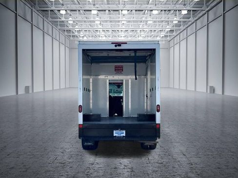 Used 2023 Ford Transit 350 DRW RWD image 13