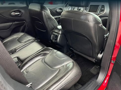 Used 2015 Jeep Cherokee Limited w/ Luxury Group image 7