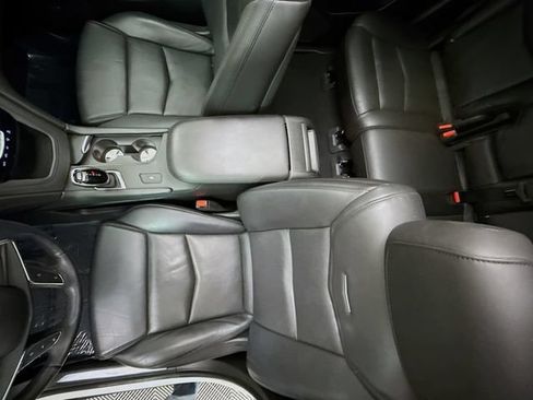 Used 2018 Cadillac XT5 Luxury w/ Driver Awareness Package FWD image 23