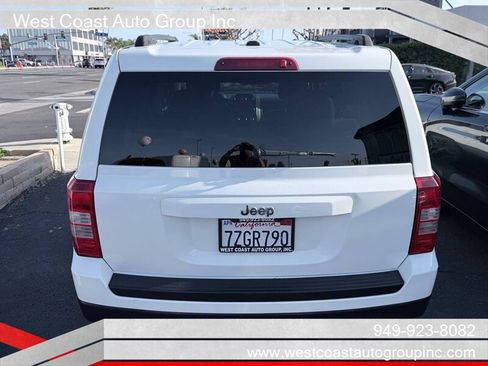 Used 2016 Jeep Patriot Sport w/ Power Value Group FWD image 4