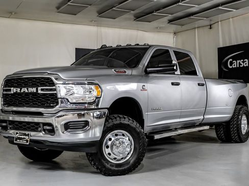 Used 2022 RAM 3500 Tradesman AWD/4WD image 4