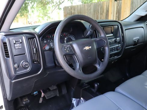 Used 2014 Chevrolet Silverado 1500 W/T w/ WT Convenience Package AWD/4WD image 15