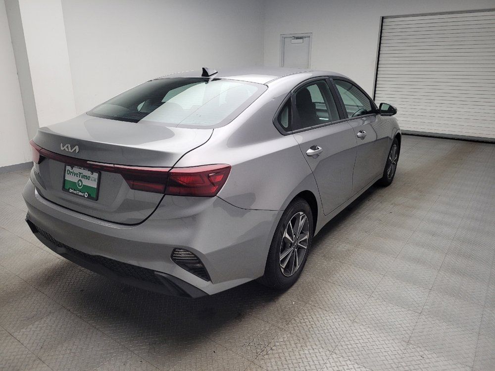 Used 2023 Kia Forte LXS FWD image 9