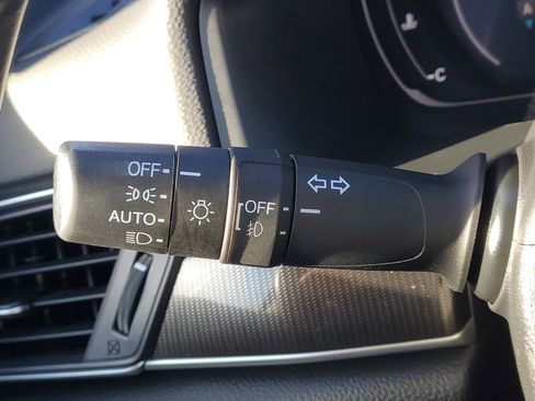 Certified 2022 Honda Accord Sport image 19