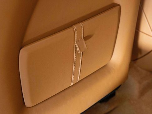 New 2026 Aston Martin DBX 707 image 34