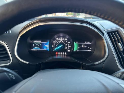 Used 2016 Ford Edge SEL w/ Equipment Group 201A AWD/4WD image 15