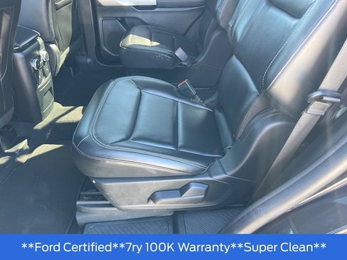 Used 2022 Ford Explorer XLT w/ Equipment Group 202A AWD/4WD image 31