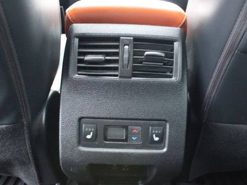 Used 2022 Mitsubishi Outlander SEL image 38