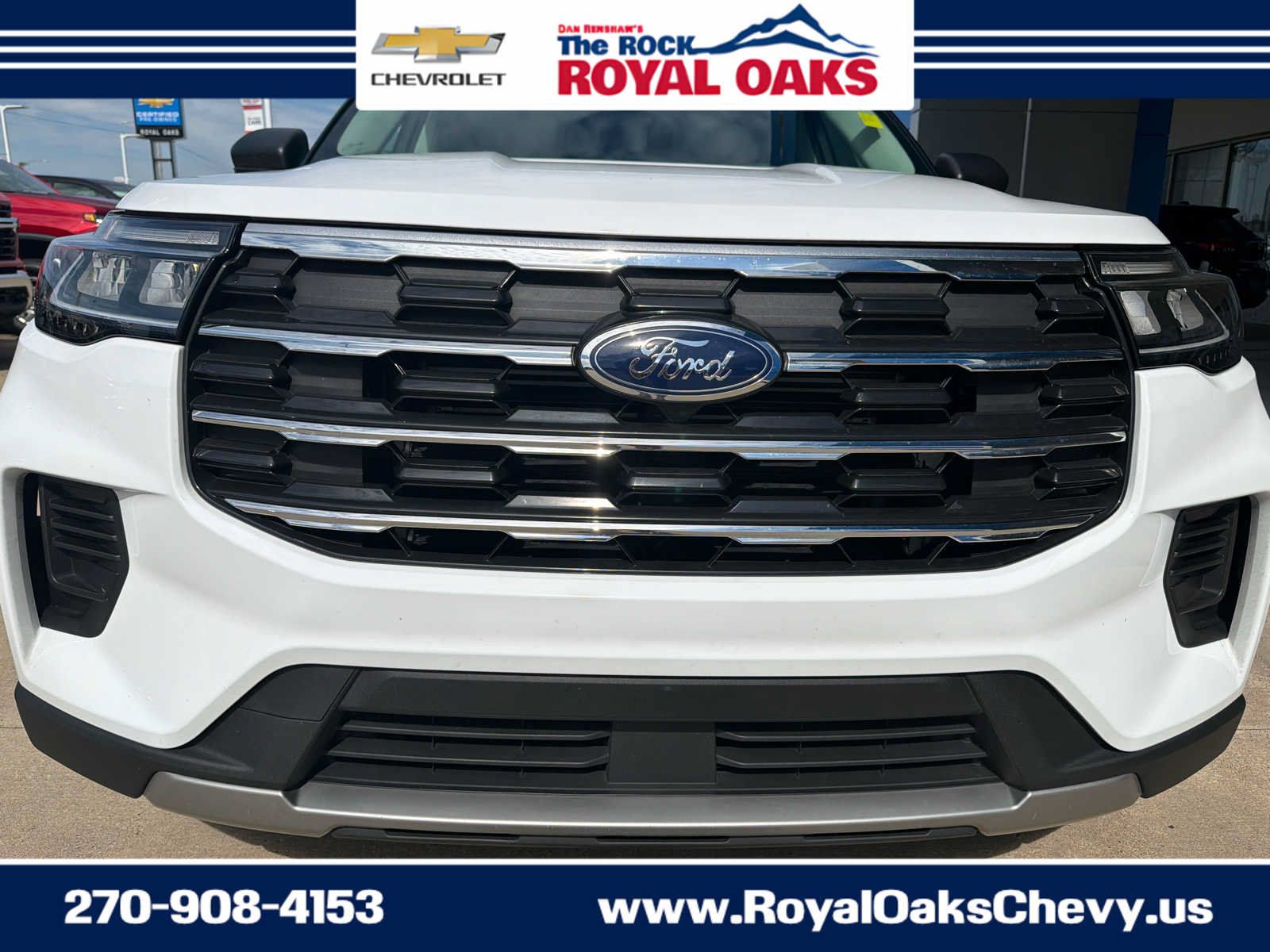 Used 2025 Ford Explorer Active RWD image 10