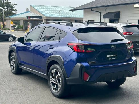 Used 2024 Subaru Crosstrek 2.0i Premium AWD/4WD image 5