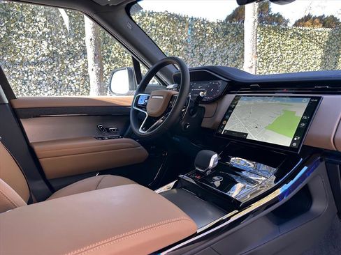 New 2026 Land Rover Range Rover Sport SE image 8