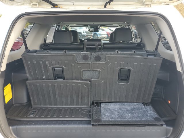Used 2020 Toyota 4Runner 4WD image 7
