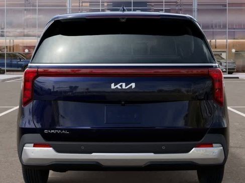 New 2026 Kia Carnival LX image 13