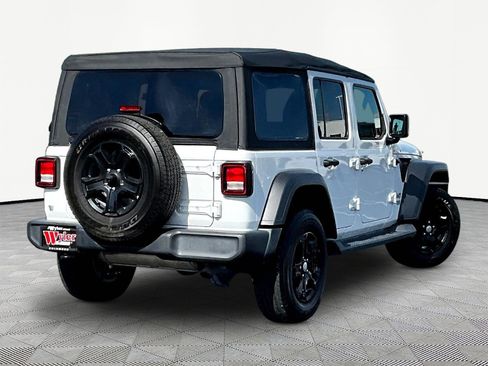 Used 2018 Jeep Wrangler Unlimited Sport S AWD/4WD image 6