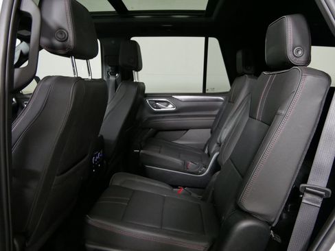 Used 2024 Chevrolet Tahoe RST w/ Luxury Package AWD/4WD image 19