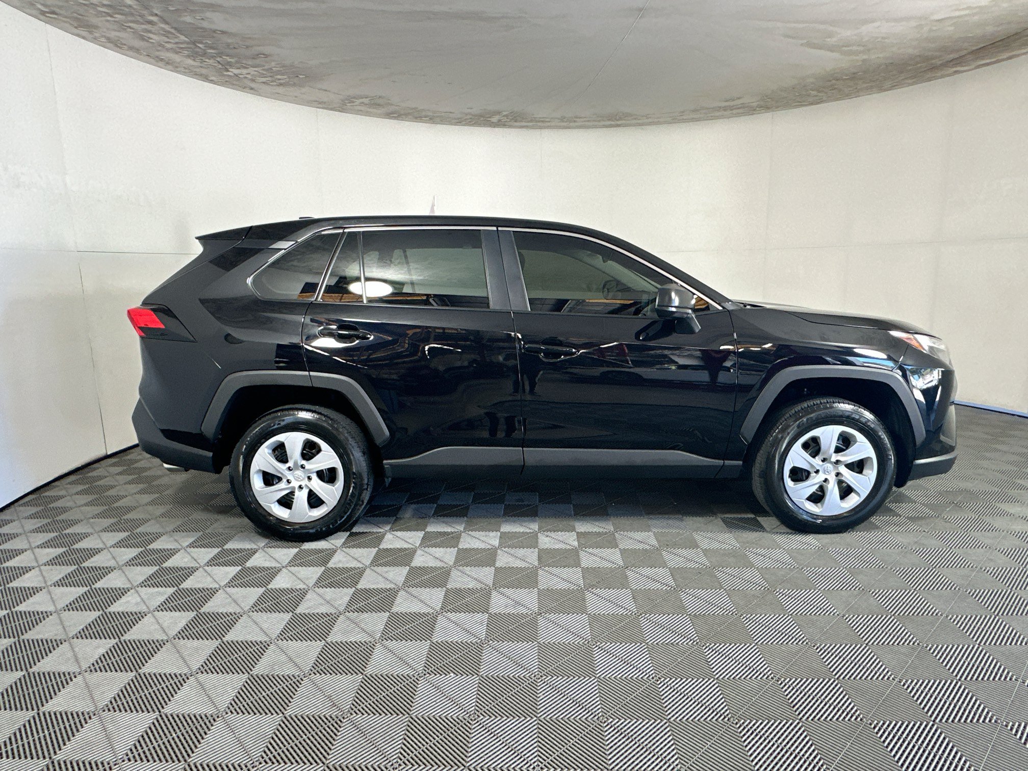 Used 2025 Toyota RAV4 LE FWD image 2