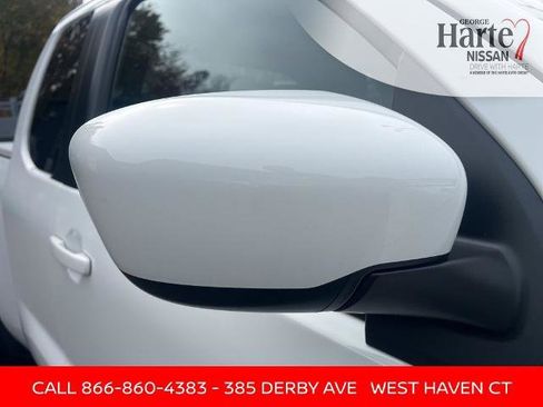 Certified 2025 Nissan Frontier SV image 23