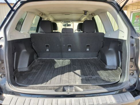 Used 2017 Subaru Forester 2.5i Premium w/ All-Weather Package AWD/4WD image 41