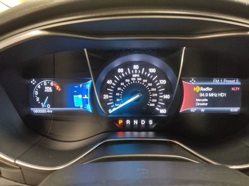 Used 2017 Ford Fusion Titanium image 23