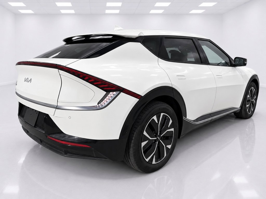 Used 2023 Kia EV6 Wind w/ Wind Technology Package AWD/4WD image 8