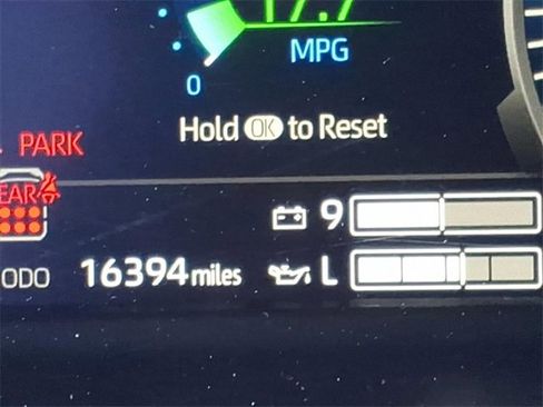 Used 2025 Toyota Sequoia SR5 image 18