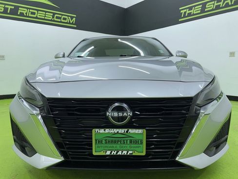 Used 2023 Nissan Altima 2.5 S FWD image 3