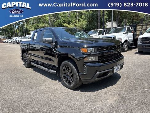 Used 2021 Chevrolet Silverado 1500 Custom w/ Rally Edition AWD/4WD image 2