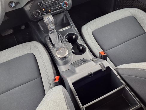 Used 2023 Ford Bronco 4-Door image 9