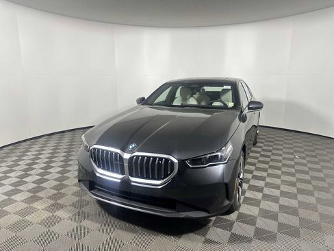 New 2026 BMW 530i xDrive image 7