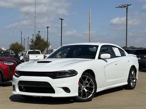 Used 2022 Dodge Charger GT image 2