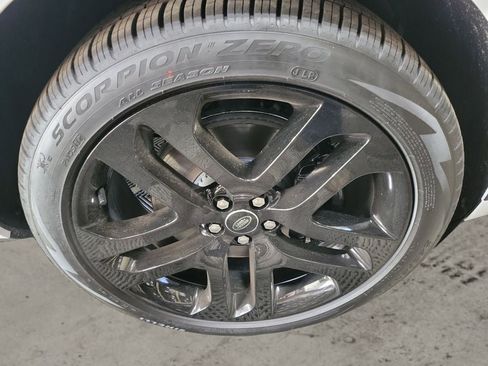 New 2026 Land Rover Range Rover Evoque S image 11