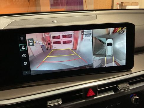 New 2026 Kia Sorento SX Prestige image 22